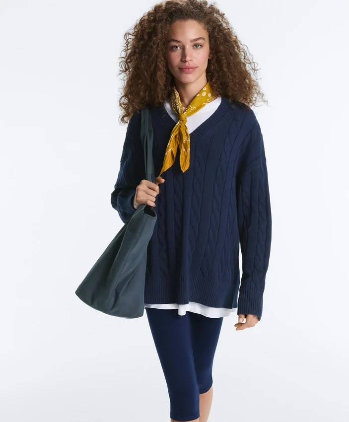 100% Cotton Cable Knit V-Neck Jumper 100% Cotton Cable Knit V-Neck Jumper