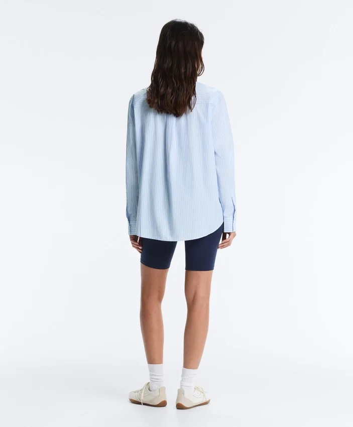 100% Cotton Long-Sleeved Shirt 100% Cotton Long-Sleeved Shirt