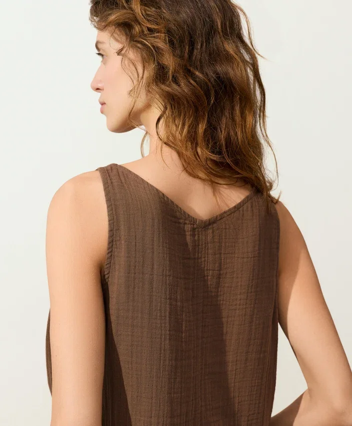 100% Cotton V-Neck Strappy Top 100% Cotton V-Neck Strappy Top