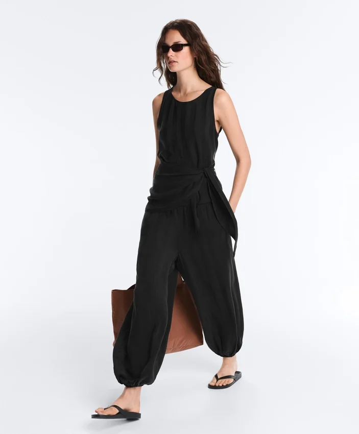 100% Cupro Sleeveless Top with Scarf 100% Cupro Sleeveless Top with Scarf