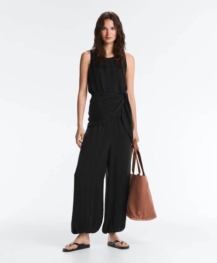 100% Cupro Sleeveless Top with Scarf 100% Cupro Sleeveless Top with Scarf