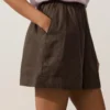 100% Linen Bermuda Shorts 100% Linen Bermuda Shorts