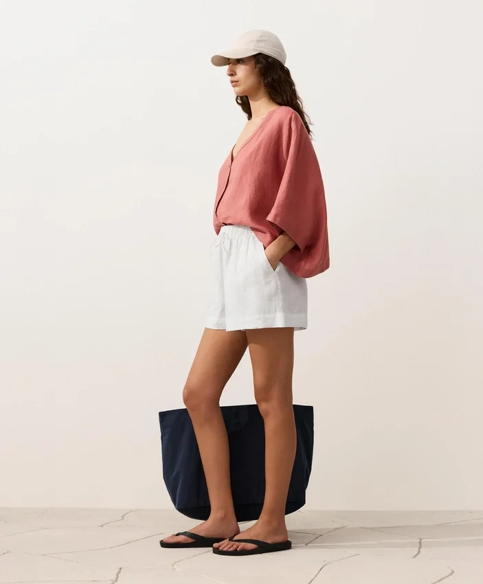 100% Linen Short-Sleeve Shirt 100% Linen Short-Sleeve Shirt