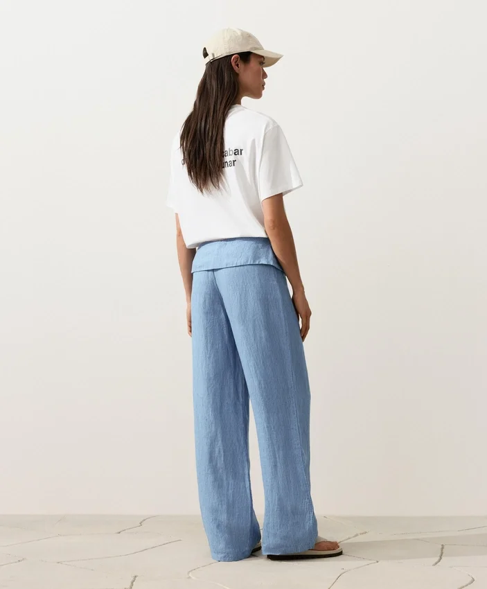 100% Linen Straight-Leg Trousers with Turn-Up Waist 100% Linen Straight-Leg Trousers with Turn-Up Waist