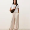 100% Linen Striped Bloomer Trousers 100% Linen Striped Bloomer Trousers