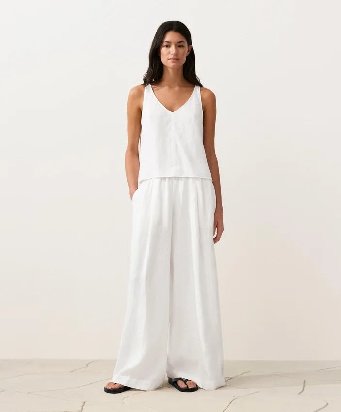 100% Linen V-Neck Strap Top 100% Linen V-Neck Strap Top