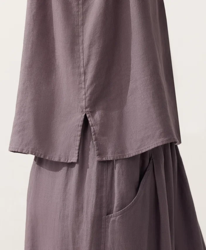 100% Linen V-Neck Strap Top 100% Linen V-Neck Strap Top