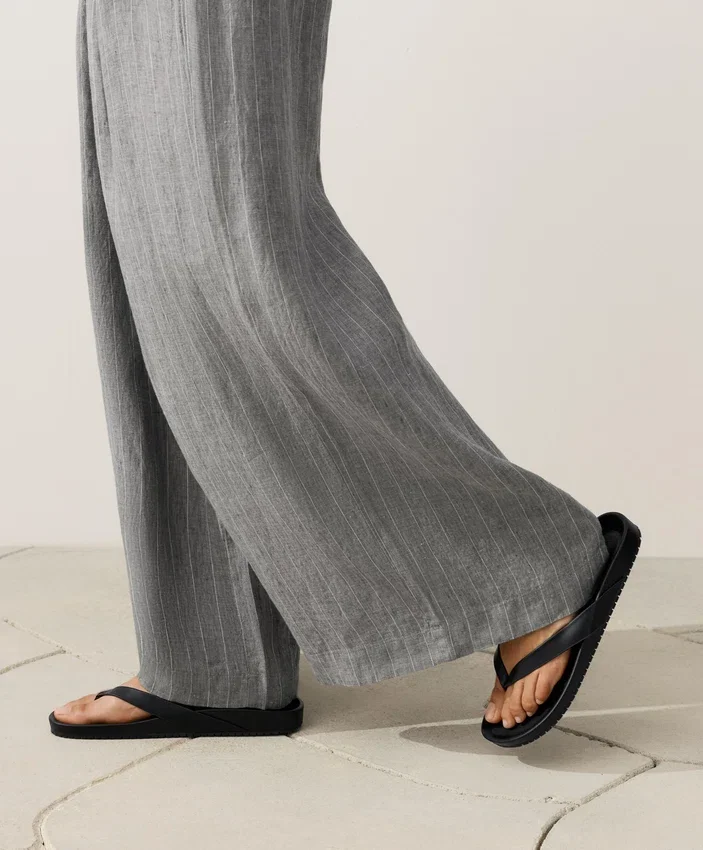 100% Linen Wide-Leg Striped Trousers 100% Linen Wide-Leg Striped Trousers