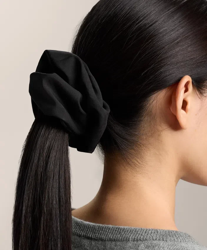 2 Large Hair Scrunchies 2 Large Hair Scrunchies