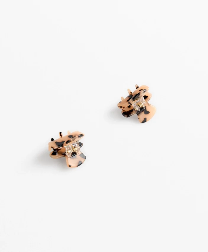 2 Mini Faux-Tortoiseshell Hair Clips 2 Mini Faux-Tortoiseshell Hair Clips
