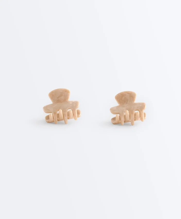 2 Mini Hair Clips 2 Mini Hair Clips
