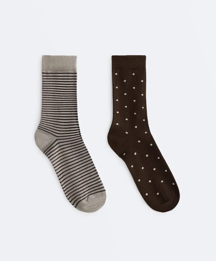2 Pairs of Classic 55% Modal 10% Cashmere Socks 2 Pairs of Classic 55% Modal 10% Cashmere Socks