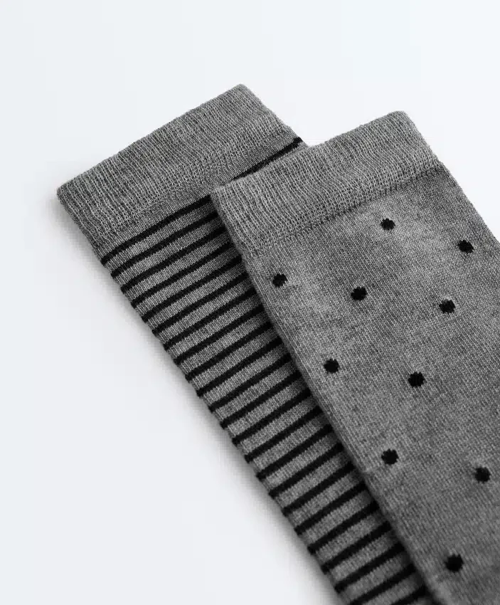 2 Pairs of Classic 55% Modal 10% Cashmere Socks 2 Pairs of Classic 55% Modal 10% Cashmere Socks