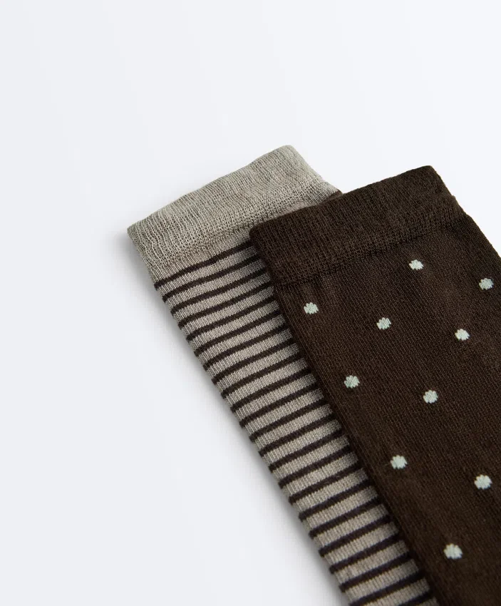 2 Pairs of Classic 55% Modal 10% Cashmere Socks 2 Pairs of Classic 55% Modal 10% Cashmere Socks