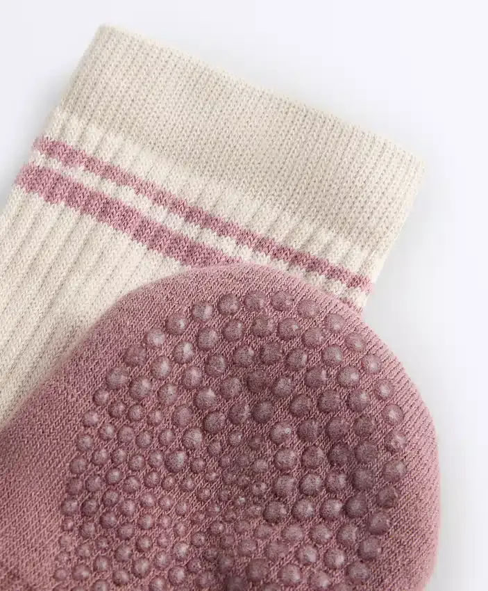 2 Pairs of Classic Cotton Blend Yoga and Pilates Socks 2 Pairs of Classic Cotton Blend Yoga and Pilates Socks