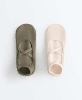 2 Pairs of Cotton Blend Sneaker Yoga and Pilates Socks with Crossover Straps