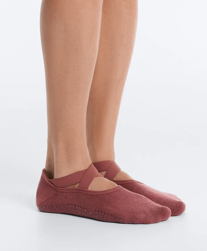 2 Pairs of Padded Cotton Blend Yoga and Pilates Invisible Socks with Crossover Straps 2 Pairs of Padded Cotton Blend Yoga and Pilates Invisible Socks with Crossover Straps