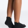 2 Pairs of Polyamide Blend Yoga and Pilates Sneaker Socks