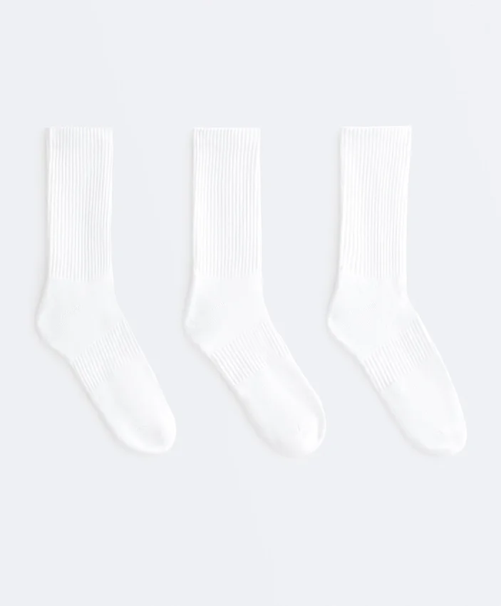 3 Pairs of Classic Cotton Blend Sports Socks 3 Pairs of Classic Cotton Blend Sports Socks