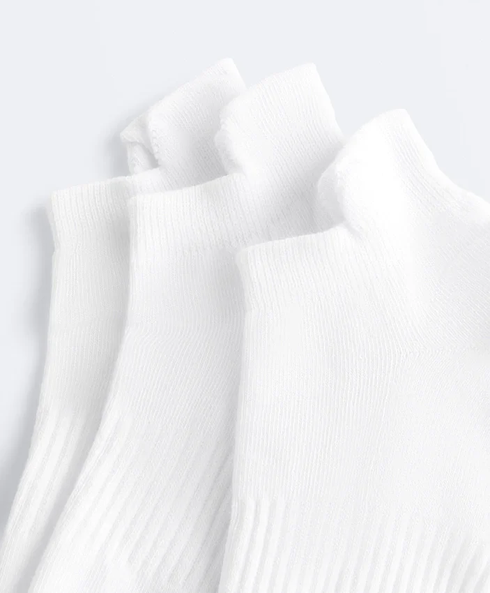 3 Pairs of Cotton Blend Sports Sneaker Socks with Heel Tab 3 Pairs of Cotton Blend Sports Sneaker Socks with Heel Tab