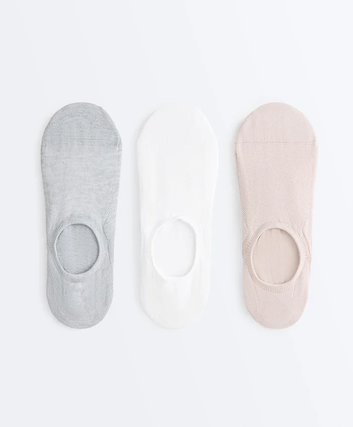 3 Pairs of High-Cut Invisible Polyamide Blend Sports Socks 3 Pairs of High-Cut Invisible Polyamide Blend Sports Socks