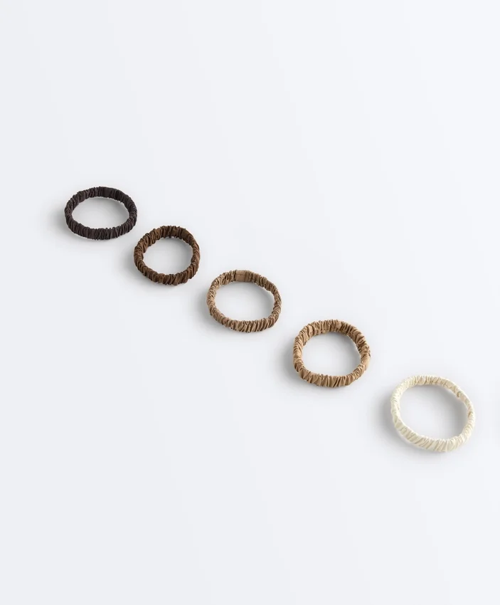 5 Hair Ties 5 Hair Ties