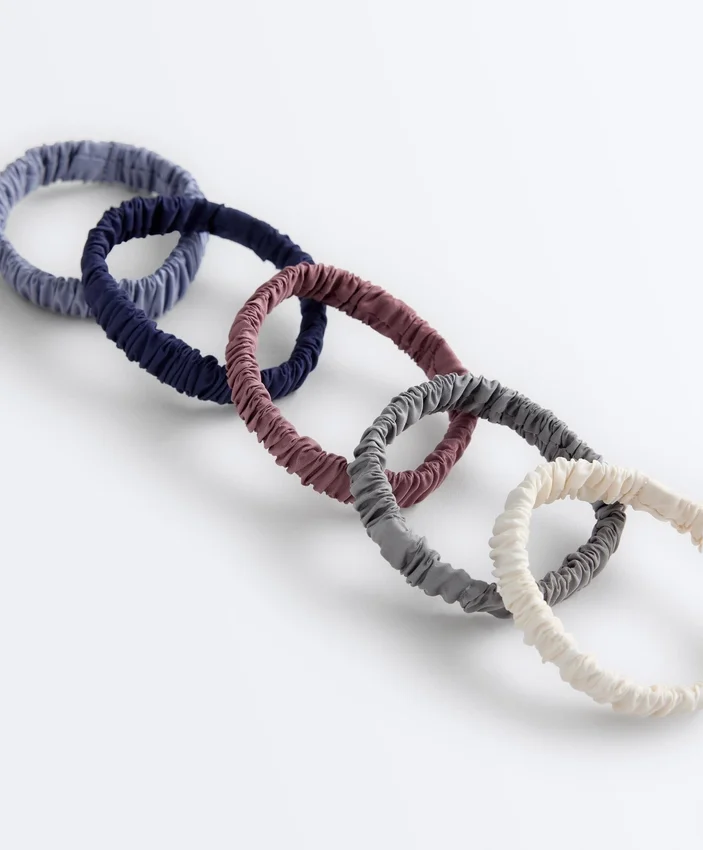5 Hair Ties 5 Hair Ties