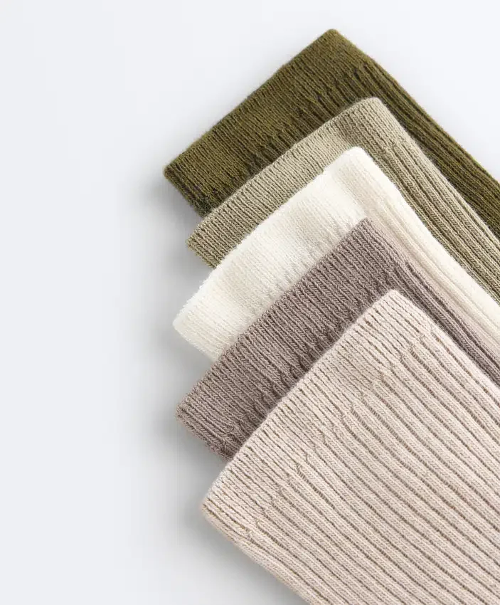 5 Pairs of Cotton Blend Classic Socks 5 Pairs of Cotton Blend Classic Socks