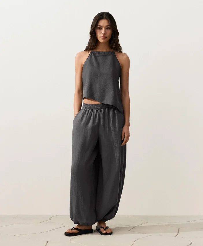 Asymmetric 100% Linen Sleeveless Top Asymmetric 100% Linen Sleeveless Top