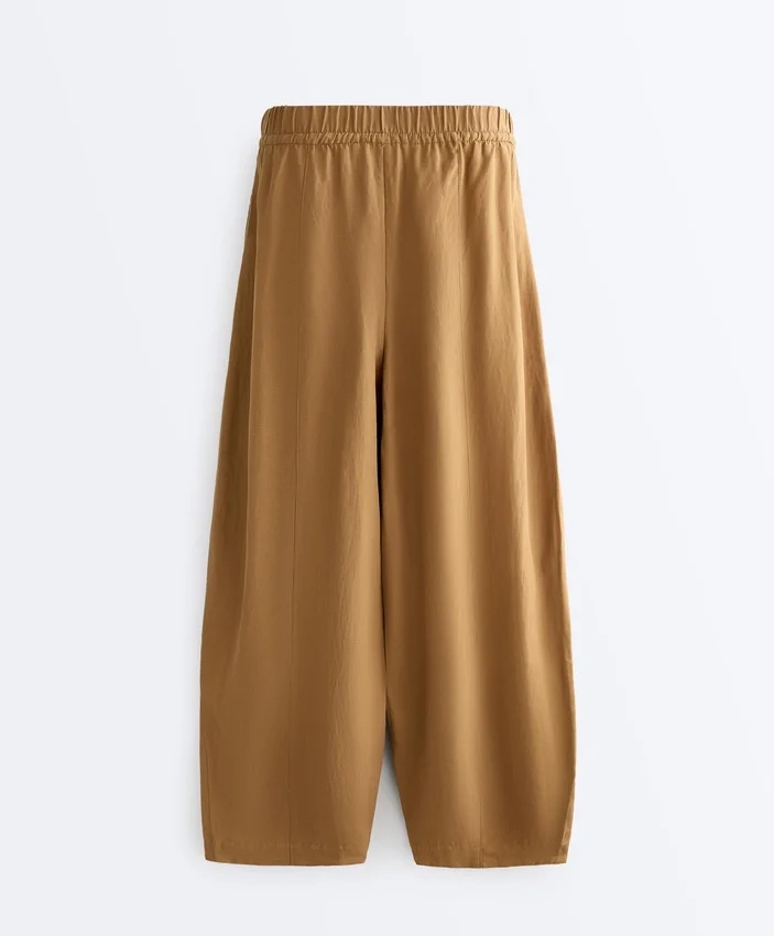 Balloon Trousers Lyocell Blend and 24% Linen with Seams Balloon Trousers Lyocell Blend and 24% Linen with Seams
