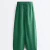 Balloon Trousers Lyocell Blend and 24% Linen with Seams Balloon Trousers Lyocell Blend and 24% Linen with Seams