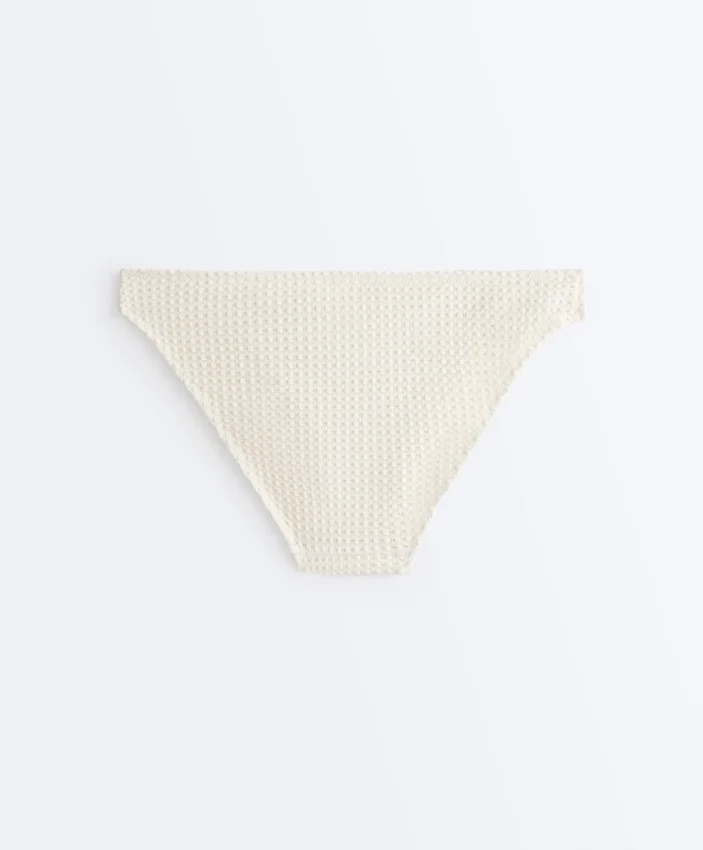 Bubble-Texture Crochet Classic Bikini Briefs Bubble-Texture Crochet Classic Bikini Briefs