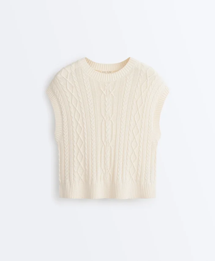 Cable Knit Round Neck Vest Cable Knit Round Neck Vest