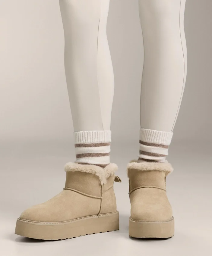 Classic Socks in 19% Cashmere 12% Wool Classic Socks in 19% Cashmere 12% Wool