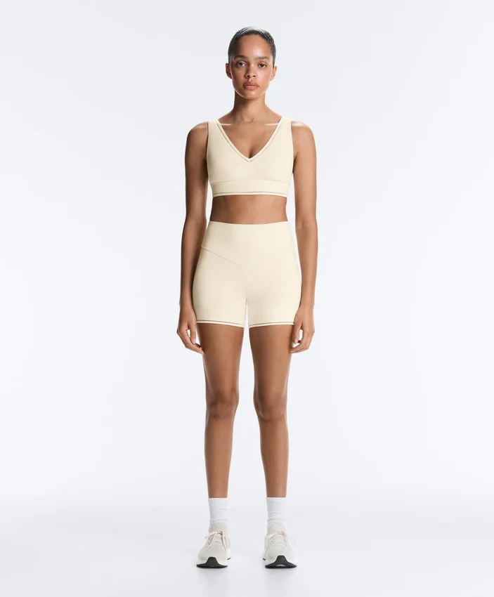 Medium-Support Comfortlux Sports Bra with Hemstitch Medium-Support Comfortlux Sports Bra with Hemstitch