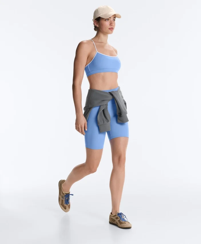 Light-Support Comfortlux Sports Bra with Piping Light-Support Comfortlux Sports Bra with Piping