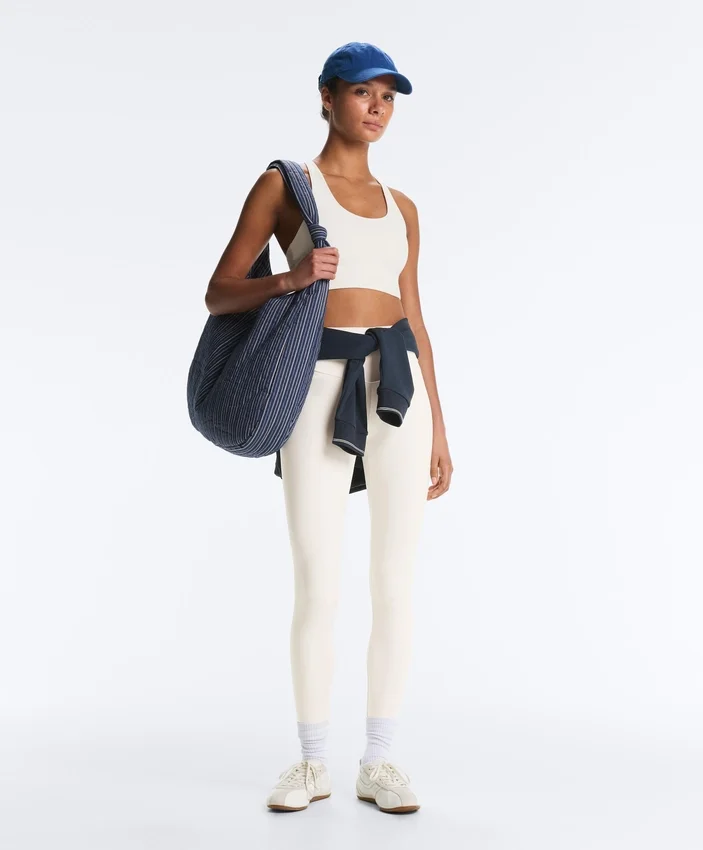 Medium-Support Comfortlux Sports Bra with Cups Medium-Support Comfortlux Sports Bra with Cups