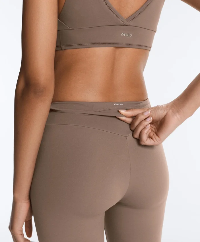 Comfortlux High-Rise Hemstitch Ankle-Length Leggings Comfortlux High-Rise Hemstitch Ankle-Length Leggings