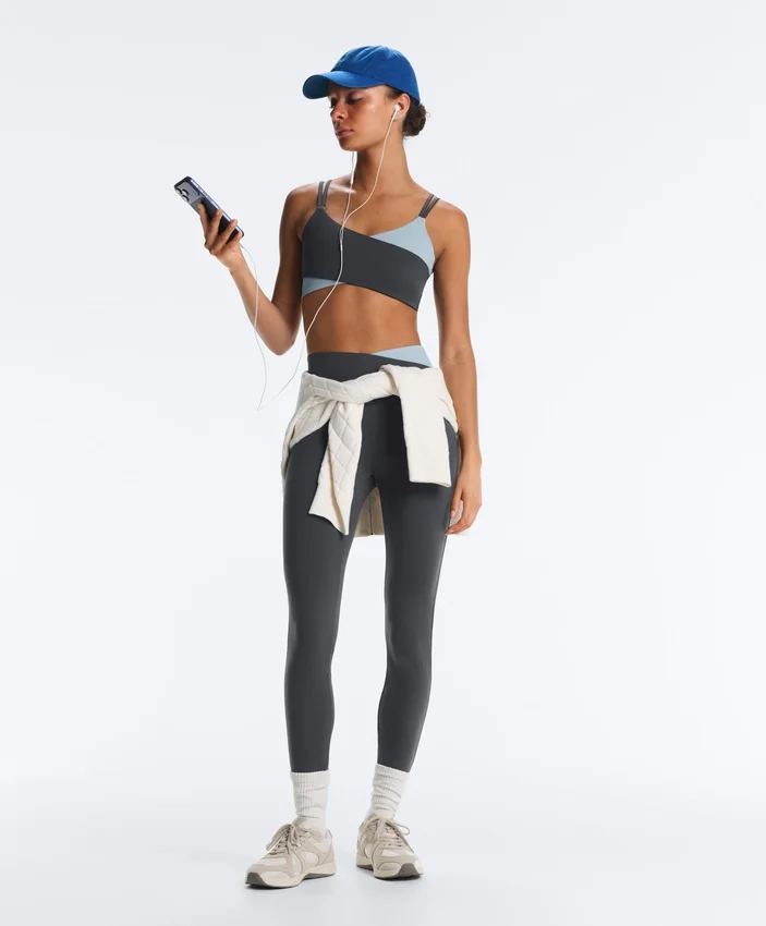 Comfortlux Medium-Support Sports Bra Comfortlux Medium-Support Sports Bra