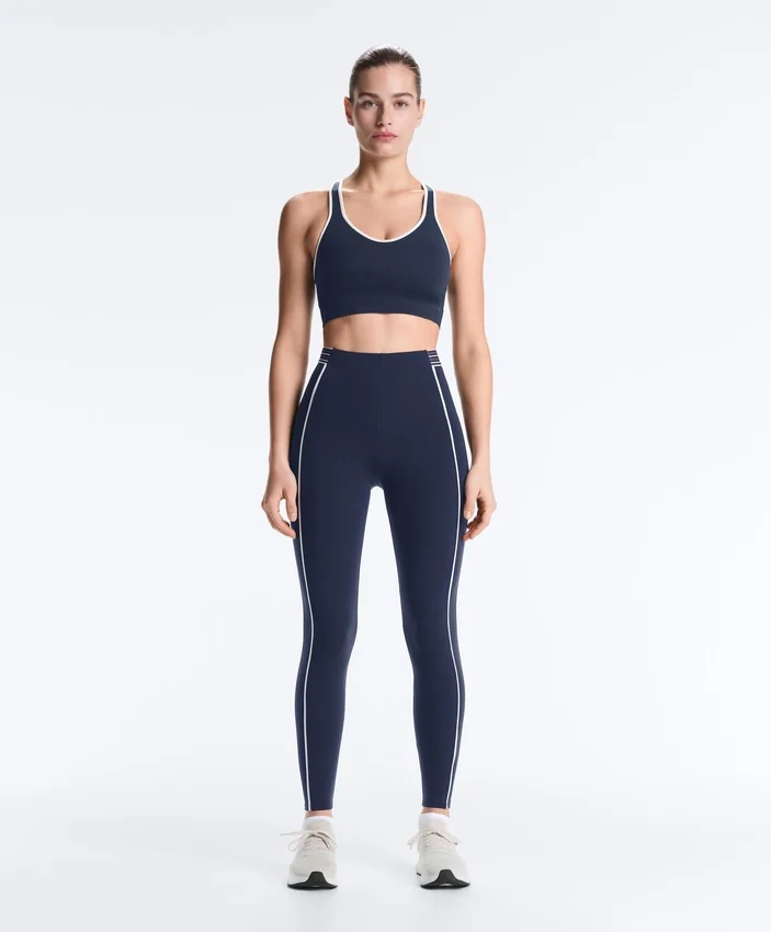 Compressive Medium Support Sports Bra with Rubber Cups Compressive Medium Support Sports Bra with Rubber Cups