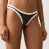 Contrast Trim U-Cut Medium-Coverage Bikini Briefs Contrast Trim U-Cut Medium-Coverage Bikini Briefs