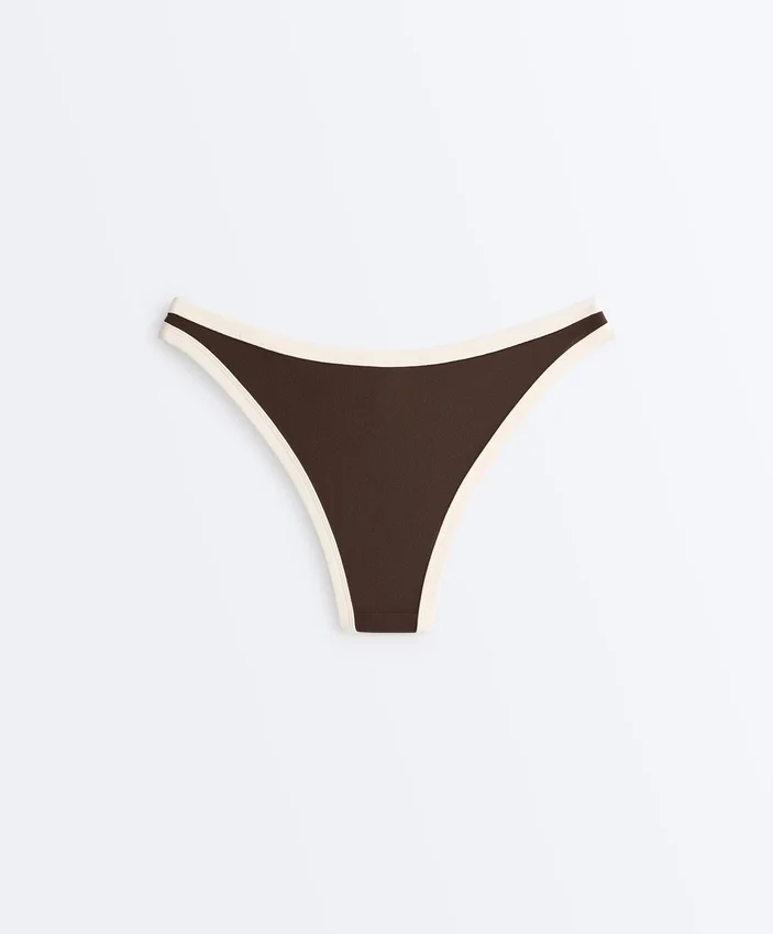 Contrast Trim U-Cut Medium-Coverage Bikini Briefs Contrast Trim U-Cut Medium-Coverage Bikini Briefs