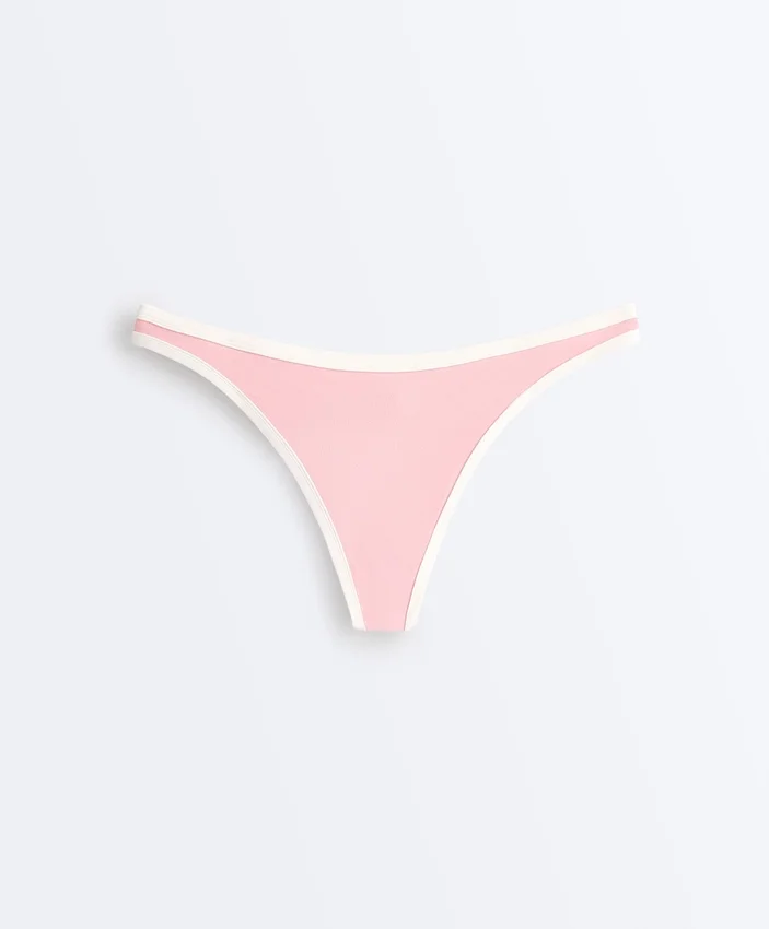 Contrast Trim U-Cut Medium-Coverage Bikini Briefs Contrast Trim U-Cut Medium-Coverage Bikini Briefs