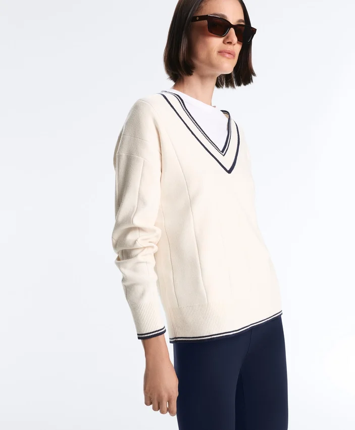 Contrast V-Neck Knit Jumper Contrast V-Neck Knit Jumper