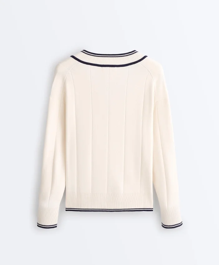 Contrast V-Neck Knit Jumper Contrast V-Neck Knit Jumper