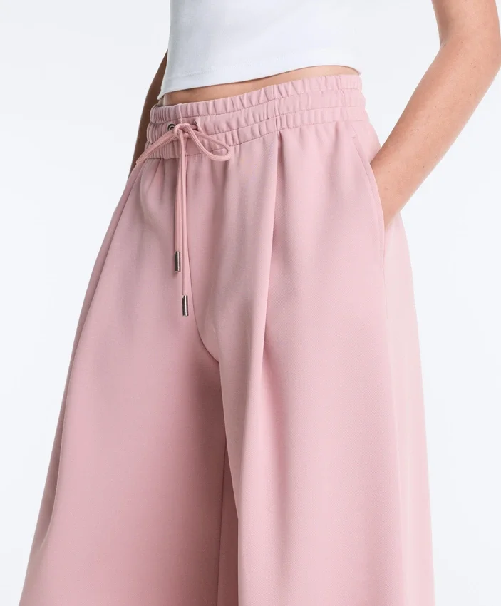 Cotton Piqué Pleated Straight-Leg Trousers Cotton Piqué Pleated Straight-Leg Trousers