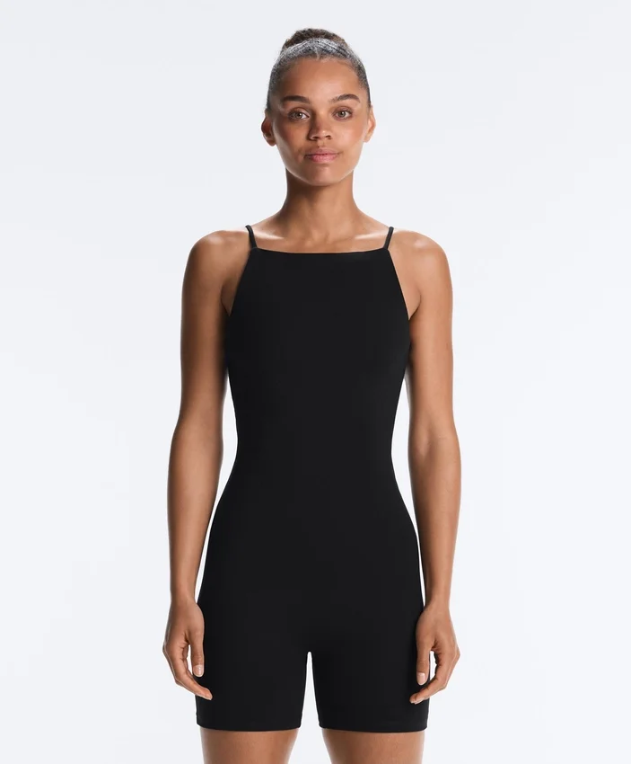 Evermove Open-Back Short Jumpsuit Evermove Open-Back Short Jumpsuit