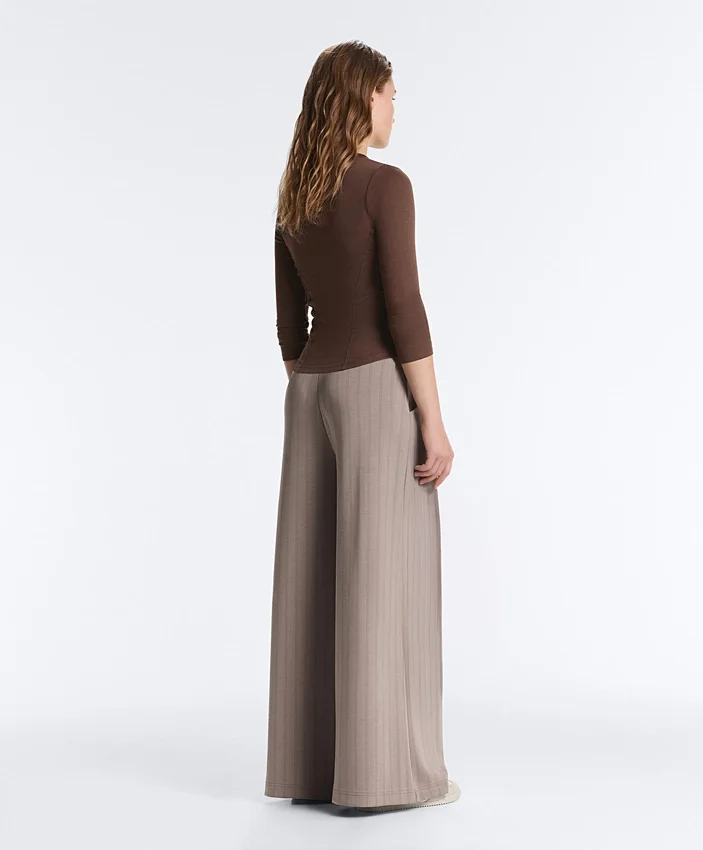 Fitted Long Sleeve Rib T-Shirt with Cotton and Modal Fitted Long Sleeve Rib T-Shirt with Cotton and Modal