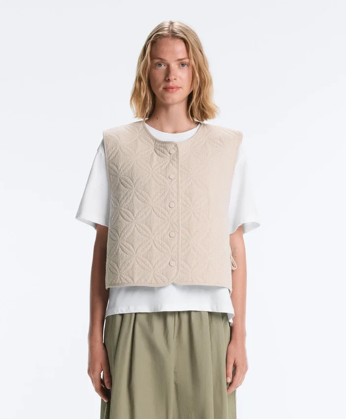 Floral Gingham Quilted Gilet Floral Gingham Quilted Gilet