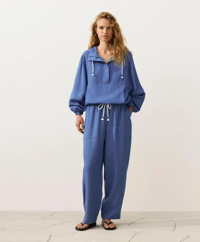 Half-Zip Sweatshirt with Front Pocket, Lyocell and 24% Linen Blend Half-Zip Sweatshirt with Front Pocket, Lyocell and 24% Linen Blend